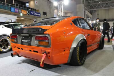 日産 フェアレディZ：フロントスポイラー、リップスポイラーの他、リアアンダースポイラー タイプIIも装備