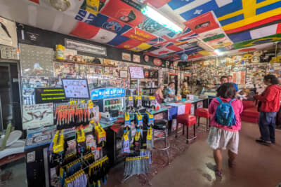 現在もギフトショップをメインとして営業中だ