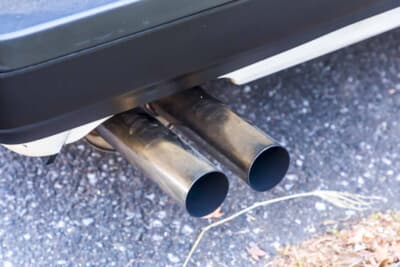 日産R30型 スカイライン 2000ターボインタークーラーRS:マフラーは2本出し