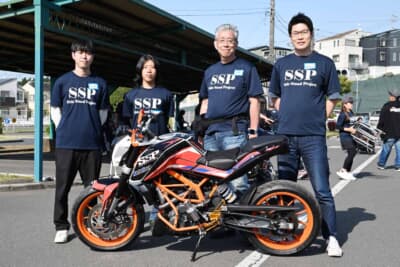 静岡大学木谷研究室のメンバーがボランティアスタッフとして今回の「パラモトライダー体験走行会」に参加