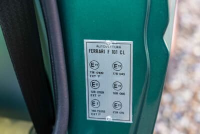 9万2000ユーロ（邦貨換算約1470万円）で落札されたフェラーリ「400i オートマチック」（C）Bonhams