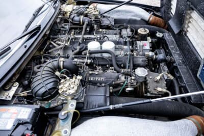 8万2800ユーロ（邦貨換算約1325万円）で落札されたフェラーリ「400i」（C）Bonhams