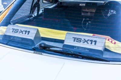 日産R30型 スカイライン 2000ターボインタークーラーRS:リアシート後ろにはパイオニア製の当時物のスピーカーが設置されている