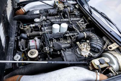 8万2800ユーロ（邦貨換算約1325万円）で落札されたフェラーリ「400i」（C）Bonhams