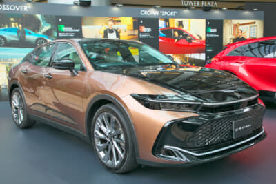 トヨタ クラウンクロスオーバー：フロントスタイル