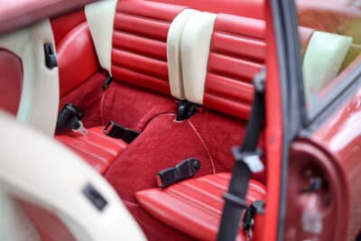 26万2500ユーロ（邦貨換算約4230万円）で落札されたポルシェ「911ターボ フラッハバウ」（C）Courtesy of RM Sotheby's