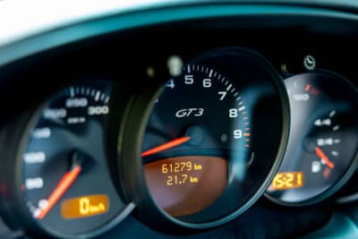 16万1000ユーロ（邦貨換算約2580万円）で落札されたポルシェ「911GT3 RS」（C）Courtesy of RM Sotheby's