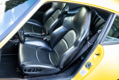 21万8500ユーロ（邦貨換算約3500万円）で落札されたポルシェ「911ターボ クーペ」（C）Courtesy of RM Sotheby's