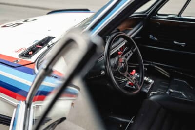  50万ユーロ～65万ユーロ（邦貨換算約8050万円〜1億465万円）で現在も販売中のBMW「3.0CSL バッドモービル」（C）Courtesy of RM Sotheby's