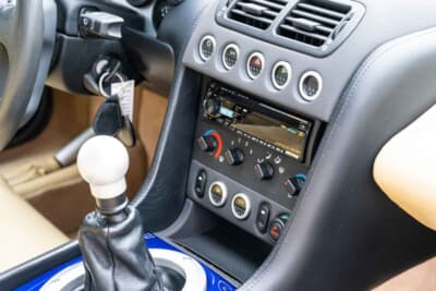 15万1200ドル（邦貨換算約2255万円）で落札されたロータス「エスプリV8」（C）Courtesy of RM Sotheby's