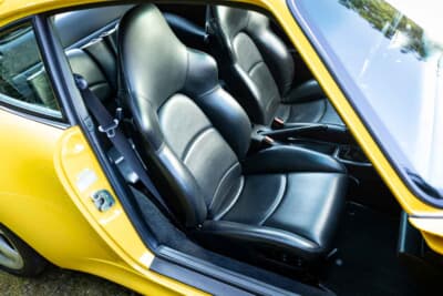 21万8500ユーロ（邦貨換算約3500万円）で落札されたポルシェ「911ターボ クーペ」（C）Courtesy of RM Sotheby's