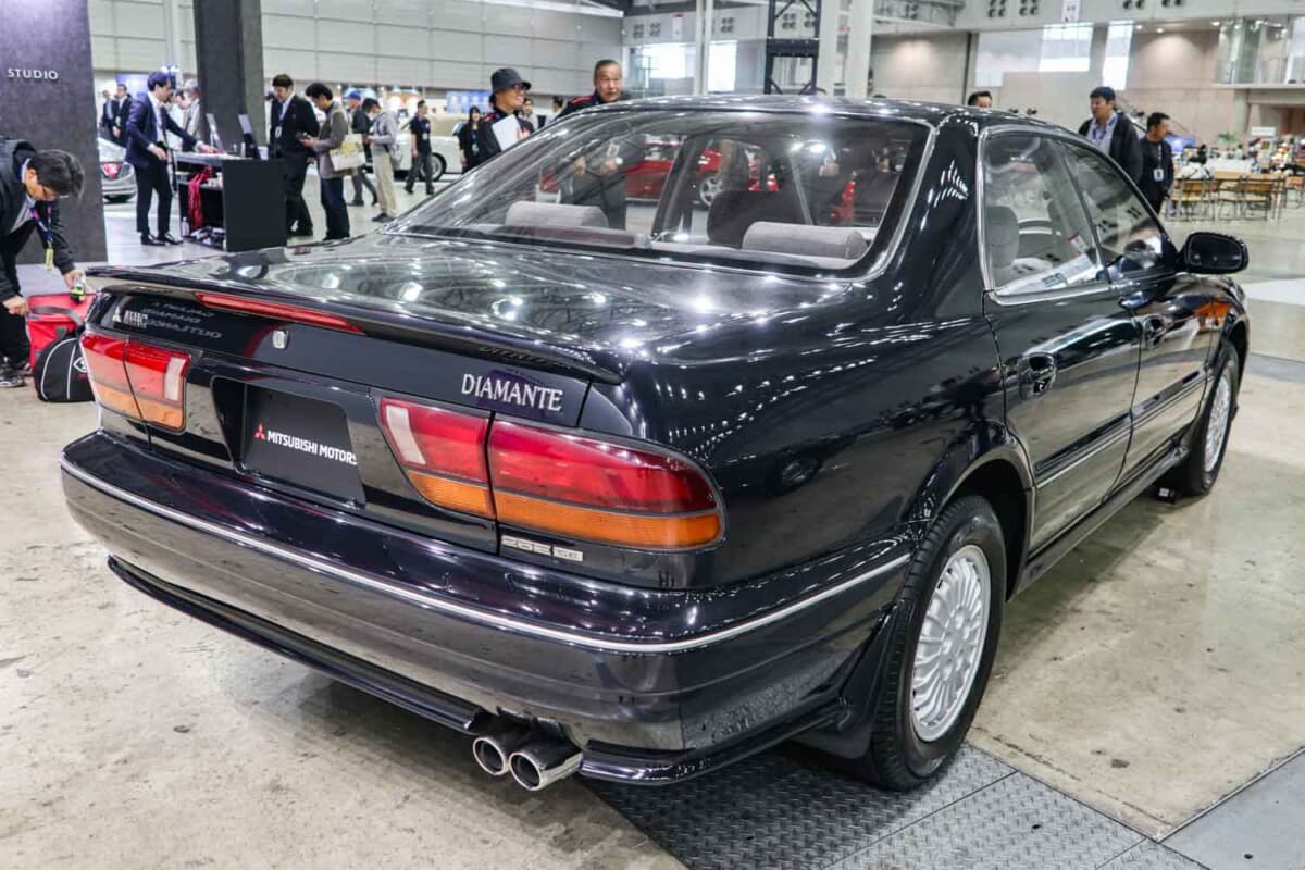 三菱 エテルナ(1994年10月モデル) の新車情報・カタログ
