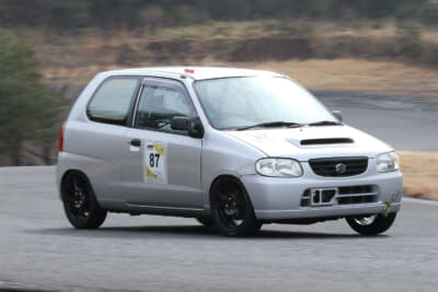 東北660耐久に880号車 金澤延行たちと参戦の経験がある87号車 中川太門。今年からはHA23アルトを入手しターボGPにもエントリーする