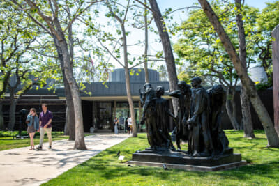 ノートン・サイモン・ミュージアムではロダンの彫刻が出迎えてくれる