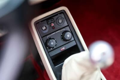 26万2500ユーロ（邦貨換算約4230万円）で落札されたポルシェ「911ターボ フラッハバウ」（C）Courtesy of RM Sotheby's