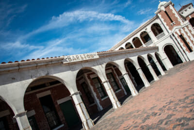 バーストゥの駅舎は1911年に建てられたビンテージもの