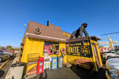 地元で人気のダイナー「ワゴン・ホイール・レストラン」