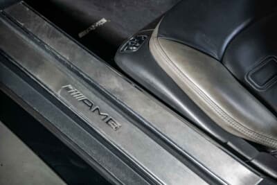 25万ドル〜35万ドル（邦貨換算約3730万円〜5220万円）で現在も販売中のメルセデス・ベンツ「SL65 AMG ブラックシリーズ」（C）Courtesy of RM Sotheby's