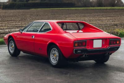 5万6350ユーロ（邦貨換算約900万円で落札されたフェラーリ「ディノ308GT4」（C）Bonhams