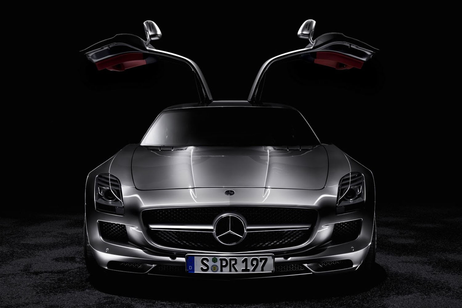 ♥️ sls amg スペシャルムービー　新品未開封 ♥️ sls amg スペシャルムービー 新品未開封