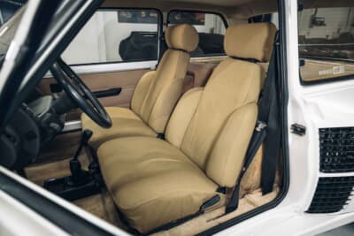 10万3500ユーロ（邦貨換算約1670万円）で落札されたルノー「5 ターボ2」（C）Courtesy of RM Sotheby's
