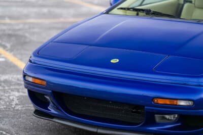 15万1200ドル（邦貨換算約2255万円）で落札されたロータス「エスプリV8」（C）Courtesy of RM Sotheby's