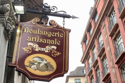 フランス・ストラスブールの街にはかなり多くのパン屋さんがありました