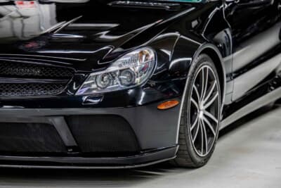 25万ドル〜35万ドル（邦貨換算約3730万円〜5220万円）で現在も販売中のメルセデス・ベンツ「SL65 AMG ブラックシリーズ」（C）Courtesy of RM Sotheby's