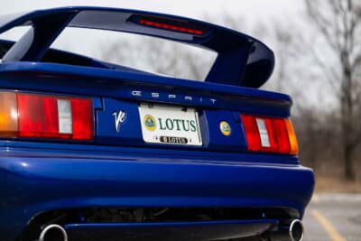 15万1200ドル（邦貨換算約2255万円）で落札されたロータス「エスプリV8」（C）Courtesy of RM Sotheby's