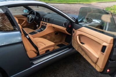 12万750ユーロ（邦貨換算約1935万円）で落札されたフェラーリ「456M GT」（C）Bonhams