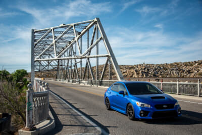 ヴィクターヴィル郊外に1932年に架けられたこのこの橋(Mojave River Bridge)もルート66の重要な遺産だ