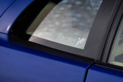 15万1200ドル（邦貨換算約2255万円）で落札されたロータス「エスプリV8」（C）Courtesy of RM Sotheby's