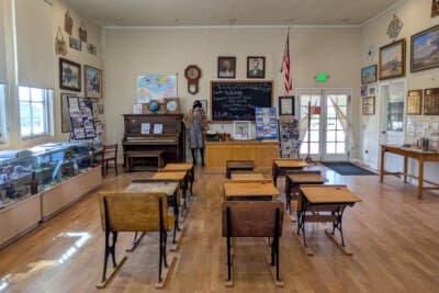 かつては20～30人の小中学生がここで学んでいたそうだ