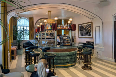 ジョージアン・ホテル1階の名門レストラン、シエラで伝統的なブレックファストをいただいた