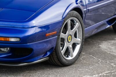 15万1200ドル（邦貨換算約2255万円）で落札されたロータス「エスプリV8」（C）Courtesy of RM Sotheby's