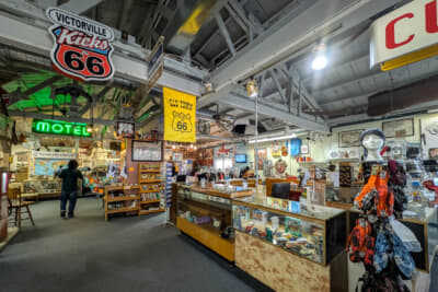 土産物も多くラインアップしているので楽しめるだろう