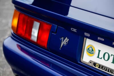15万1200ドル（邦貨換算約2255万円）で落札されたロータス「エスプリV8」（C）Courtesy of RM Sotheby's