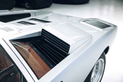 82万625ユーロ（邦貨換算約1億3300万円）で落札されたランボルギーニ「カウンタックLP400」（C）Courtesy of RM Sotheby's