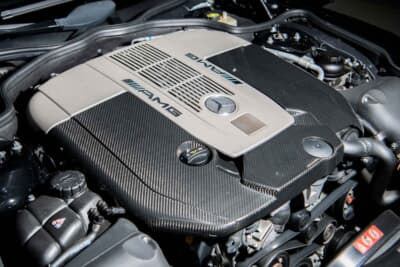 25万ドル〜35万ドル（邦貨換算約3730万円〜5220万円）で現在も販売中のメルセデス・ベンツ「SL65 AMG ブラックシリーズ」（C）Courtesy of RM Sotheby's