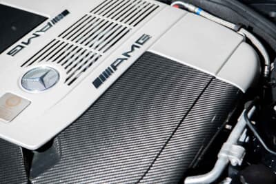 25万ドル〜35万ドル（邦貨換算約3730万円〜5220万円）で現在も販売中のメルセデス・ベンツ「SL65 AMG ブラックシリーズ」（C）Courtesy of RM Sotheby's