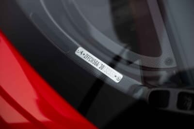 550万ドル～650万ドル（邦貨換算約8億2500万円〜9億7500万円）で現在も販売中のフェラーリ「エンツォ フェラーリ」（C）Courtesy of RM Sotheby's