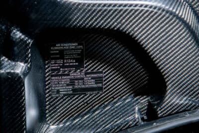 25万ドル〜35万ドル（邦貨換算約3730万円〜5220万円）で現在も販売中のメルセデス・ベンツ「SL65 AMG ブラックシリーズ」（C）Courtesy of RM Sotheby's