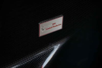 550万ドル～650万ドル（邦貨換算約8億2500万円〜9億7500万円）で現在も販売中のフェラーリ「エンツォ フェラーリ」（C）Courtesy of RM Sotheby's