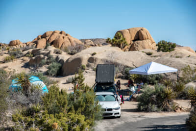 ロッククライミングとセットでキャンプを楽しむのも魅力的だ