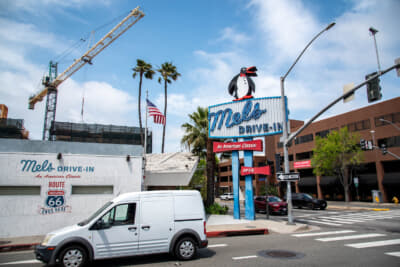 サンタモニカのルート66終着地点には「メルズ・ドライブイン」というダイナーがある