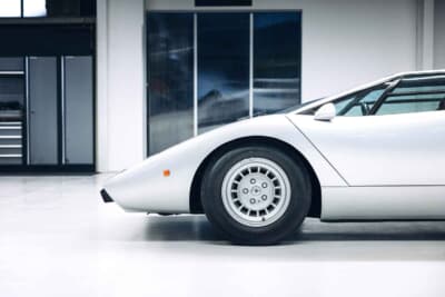 82万625ユーロ（邦貨換算約1億3300万円）で落札されたランボルギーニ「カウンタックLP400」（C）Courtesy of RM Sotheby's