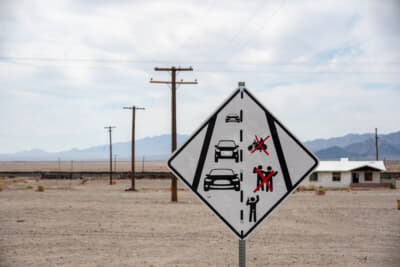 記念撮影の注意を促す標識