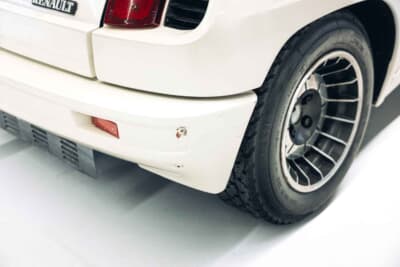 10万3500ユーロ（邦貨換算約1670万円）で落札されたルノー「5 ターボ2」（C）Courtesy of RM Sotheby's