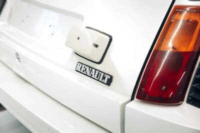 10万3500ユーロ（邦貨換算約1670万円）で落札されたルノー「5 ターボ2」（C）Courtesy of RM Sotheby's