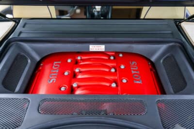 15万1200ドル（邦貨換算約2255万円）で落札されたロータス「エスプリV8」（C）Courtesy of RM Sotheby's